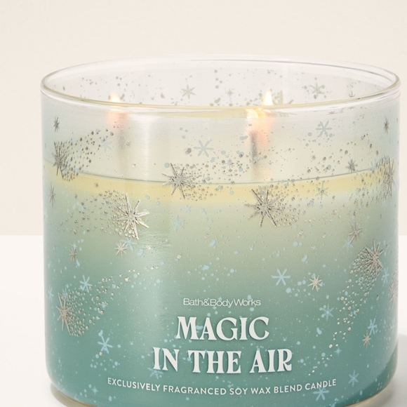 Bath & Body Works Magic in the Air Soy Candle - Blue and Silver - Picture 2 of 4